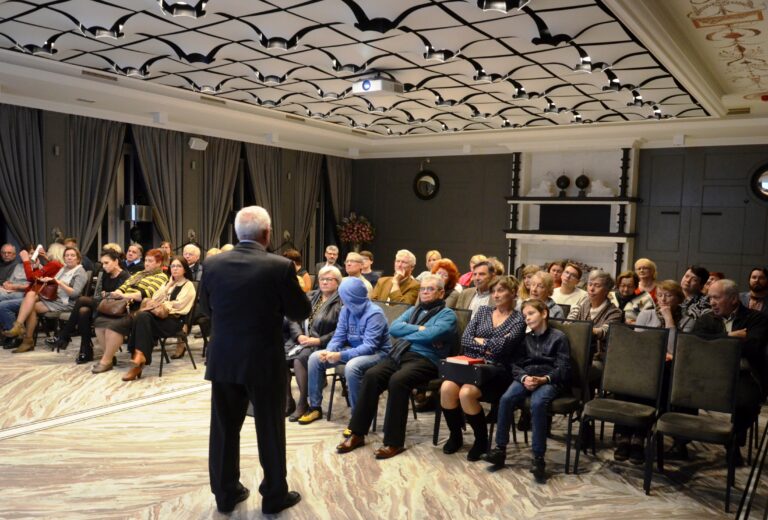 Mała Wieś i jej dzieje. Promocja
